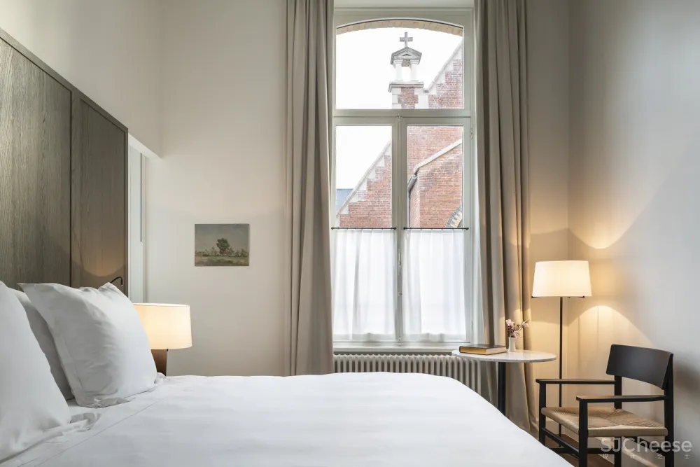 Vincent Van Duysen新作 | AUGust,宁静的城市天堂