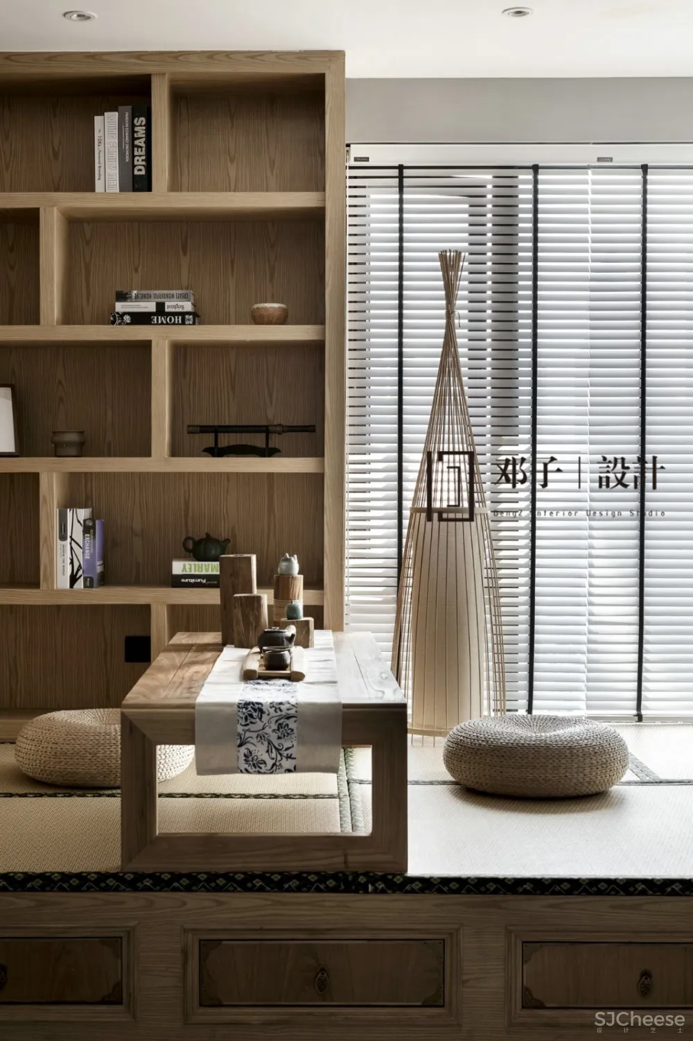 167㎡水晶灯与玛吉斯陀螺椅的完美会面 邓子设计