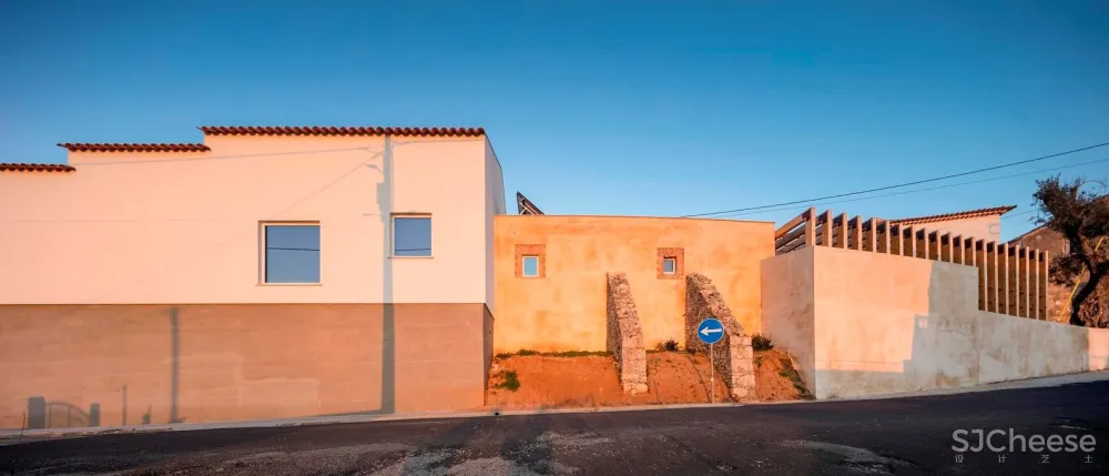 奥比多斯之屋 / FCC Arquitectura