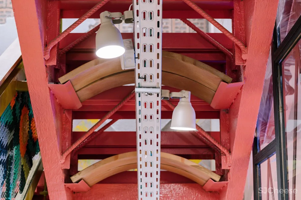 Clementina 联合办公空间 / Izaskun Chinchilla Architects