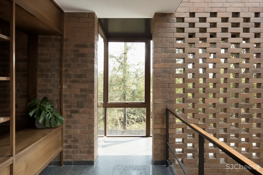 砖房住宅,印度 / CollectiveProject