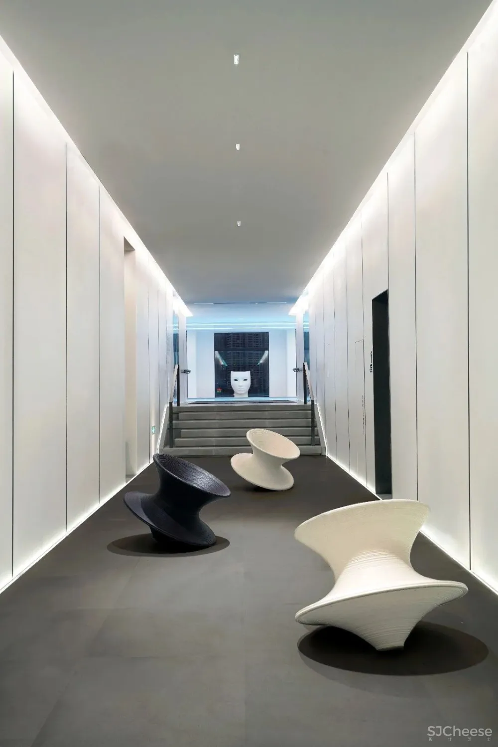 新作 | 复星集团 · BFC 外滩金融中心空中健身会所 · 连自成重磅新作