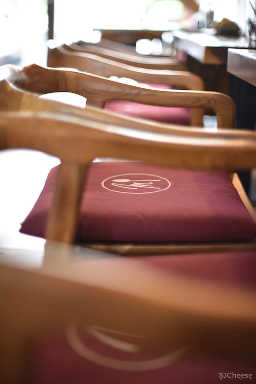 巴厘岛热带风“勺子”主题餐厅 studio asri