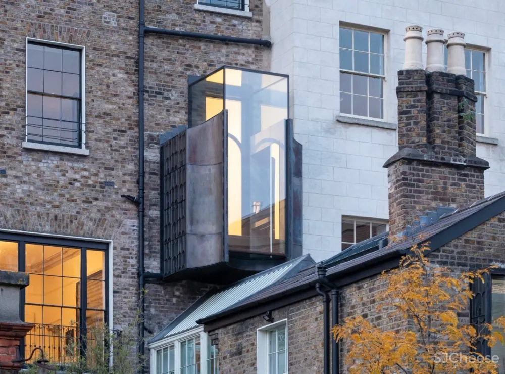 这栋联排别墅翻修后丨实在太潮了