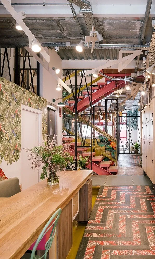 Clementina 联合办公空间 / Izaskun Chinchilla Architects