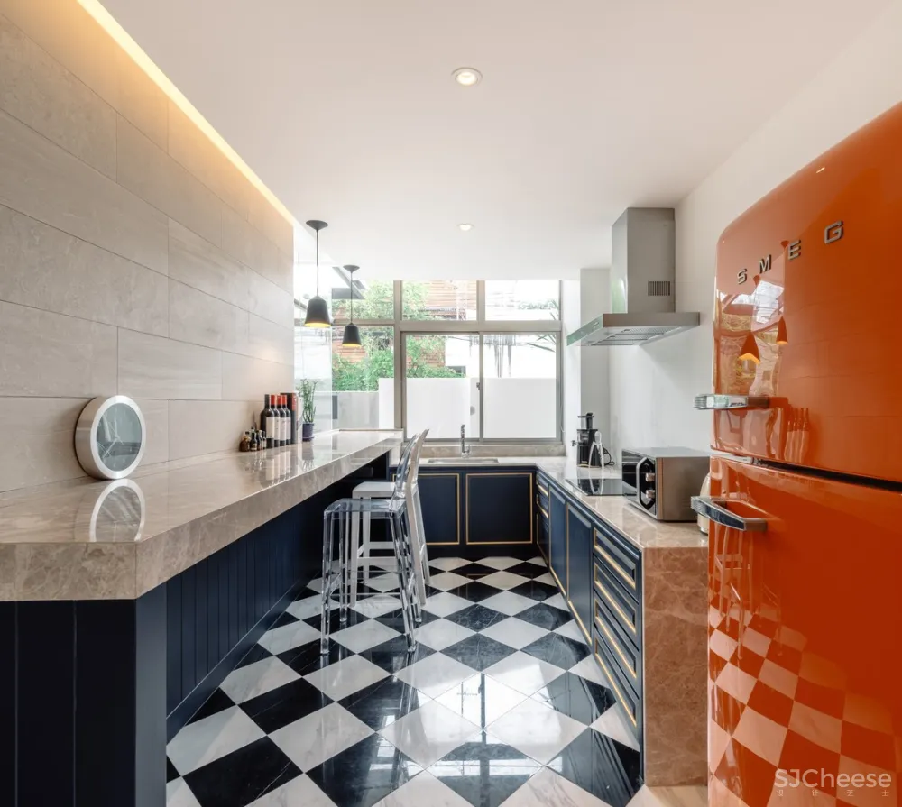 FLAT12x | 古典与现代结合的泰国住宅 Bird Bom House