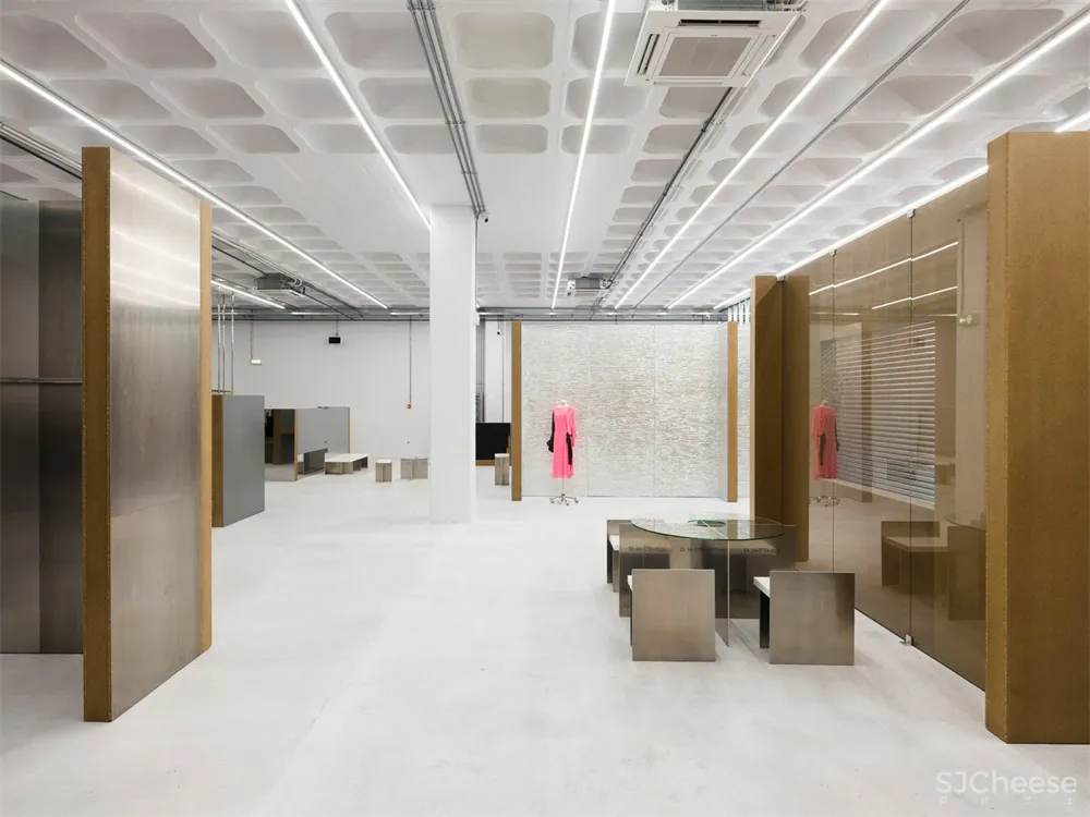 Gonzalez Haase | 里斯本Tem-Plate概念店