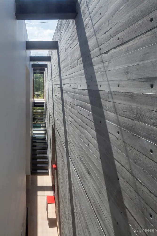 SB 住宅 / Pitsou Kedem Architects