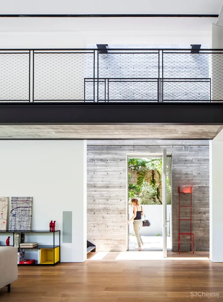 SB 住宅 / Pitsou Kedem Architects