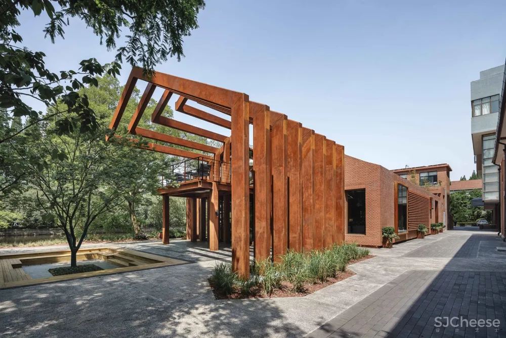 在记忆与希望之间-华东师范大学丽娃河畔书吧修缮，上海 / 上海日清建筑设计有限公司