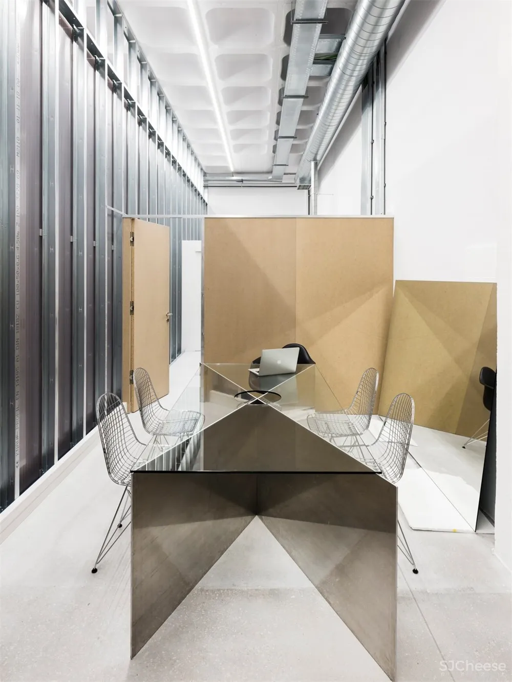 Gonzalez Haase | 里斯本Tem-Plate概念店