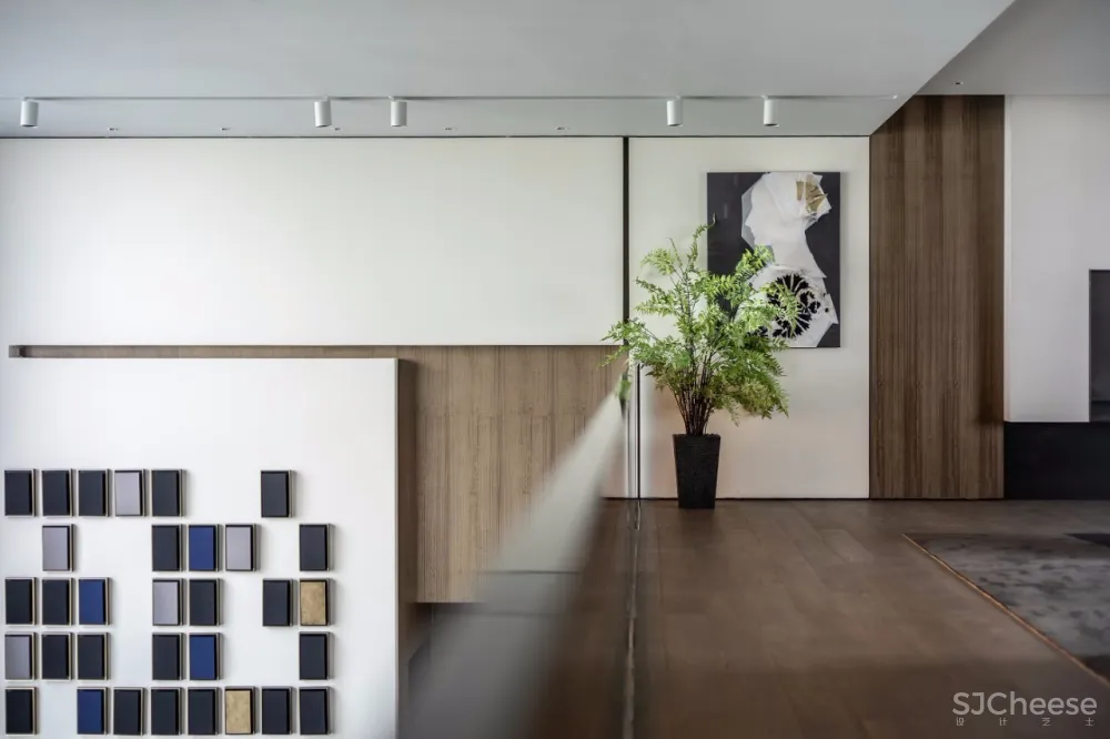 新作 | 775m² 深圳半岛城邦 270° 云海天幕超级顶复,无敌空中泳池