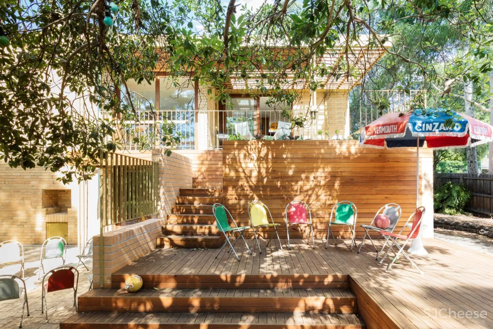 现代主义之家改造/ WOWOWA Architects