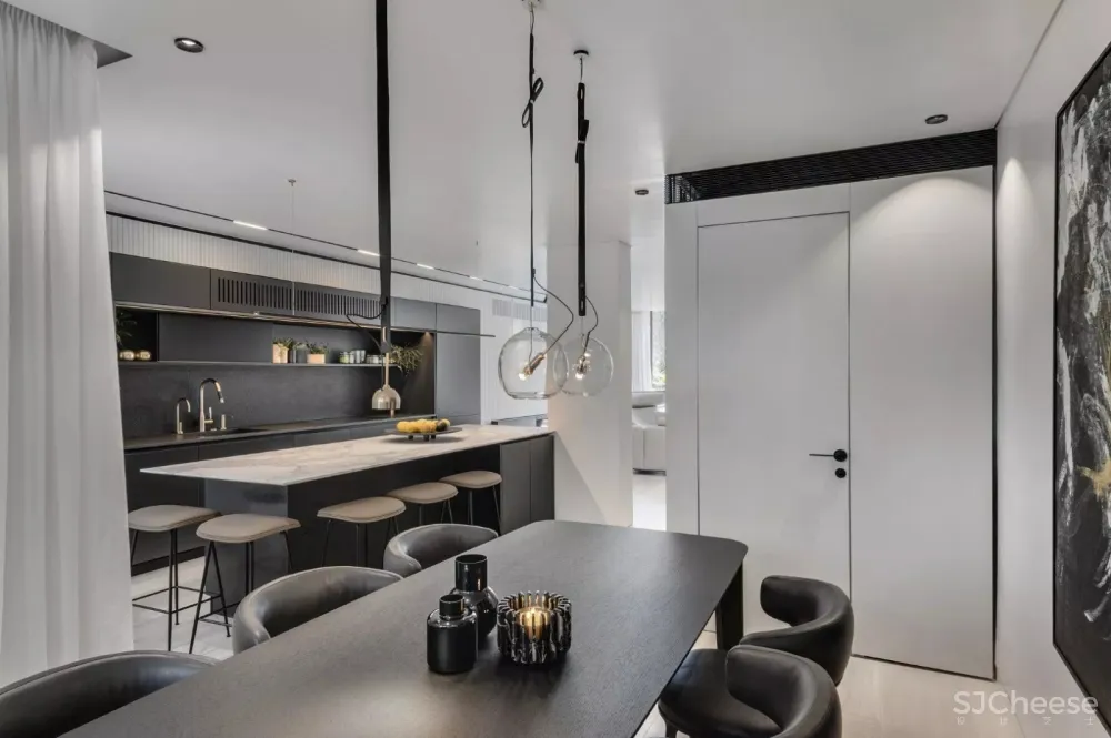 黑白灰品质感大宅 Aviram Kushmirski