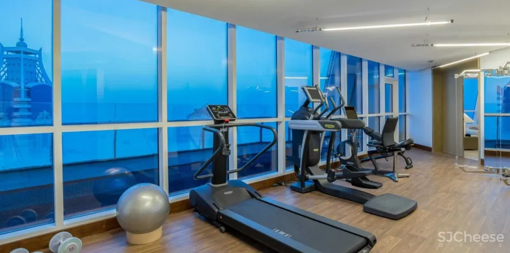 迪拜 3500m² 顶层复式,售价 2.5 亿丨竟是这种简约范儿