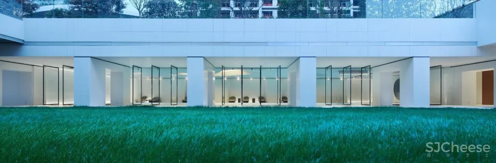 共生形态 | 极具戏剧的设计分寸