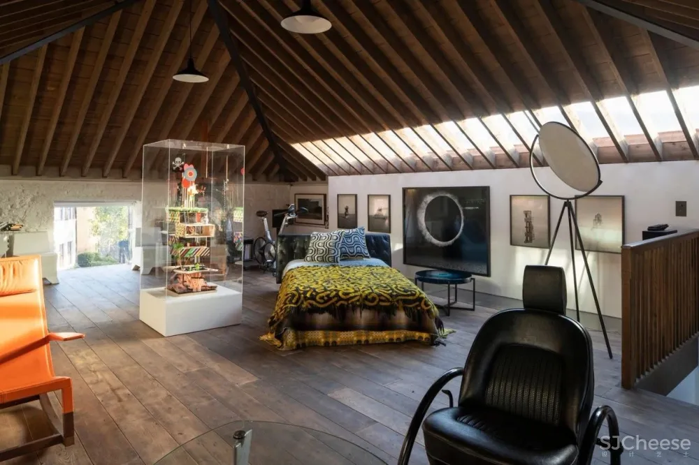 这栋联排别墅翻修后丨实在太潮了