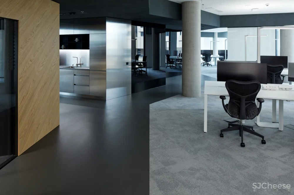 以细胞分裂、生长和分化的方式设计空间，布拉格EOH IT中心 Perspektiv s.r.o.