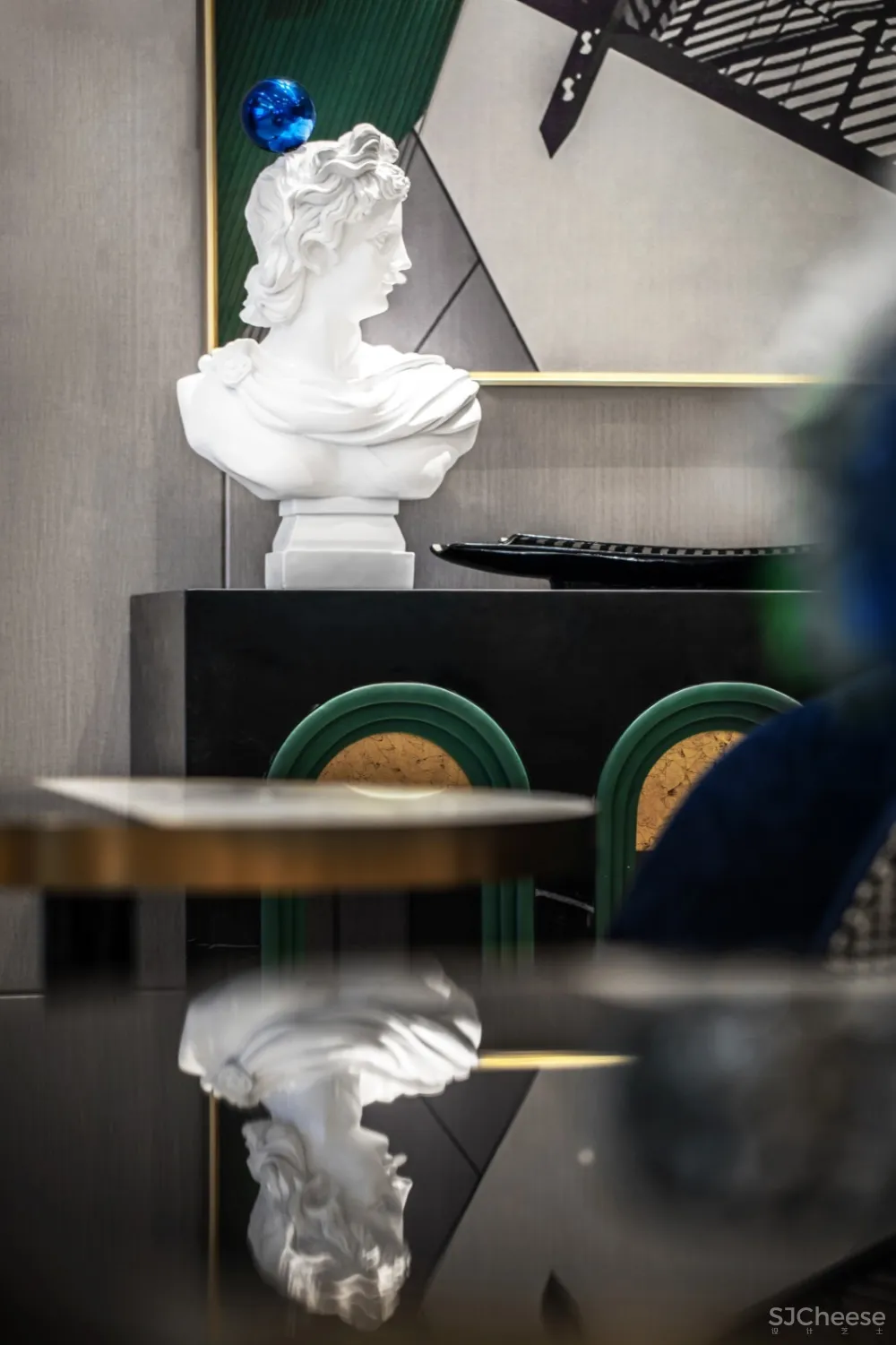 【柏舍设计新作】将Art Deco概念融入现代轻奢风的销售中心软装设计方案