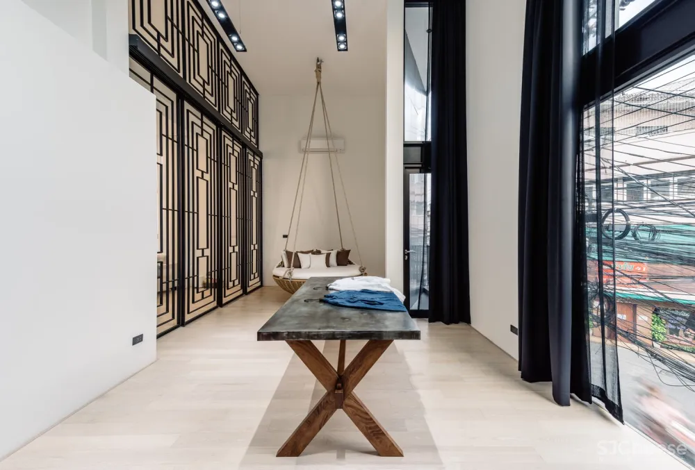 FLAT12x | 古典与现代结合的泰国住宅 Bird Bom House