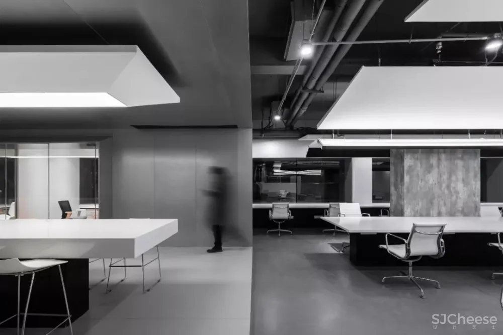 广州珠江新城CBD未来总部办公设计,满满的科技感! 加减智库设计事务所