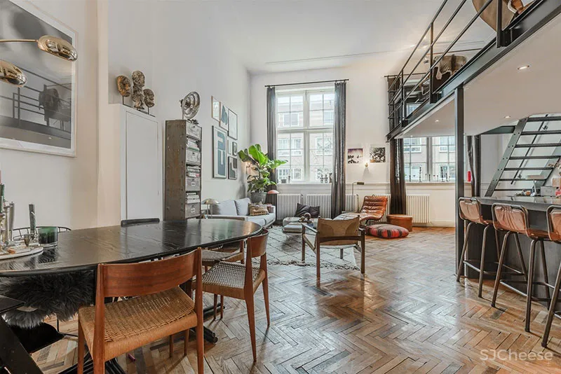 阿姆斯特丹的双层Loft住宅，带夹层和迷人的儿童房