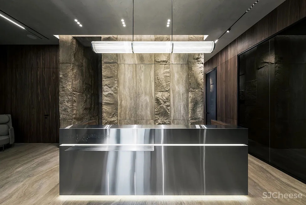 隐私问题和顾客舒适度之间找到平衡点，ReFuture美容诊所 YØDezeen Architects