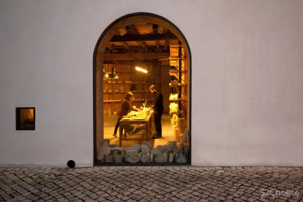 百年传承!走进名列世界文化遗产的陶艺工坊