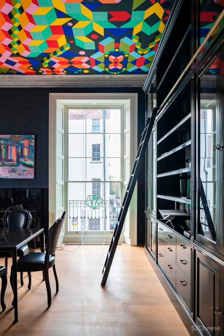 这栋联排别墅翻修后丨实在太潮了