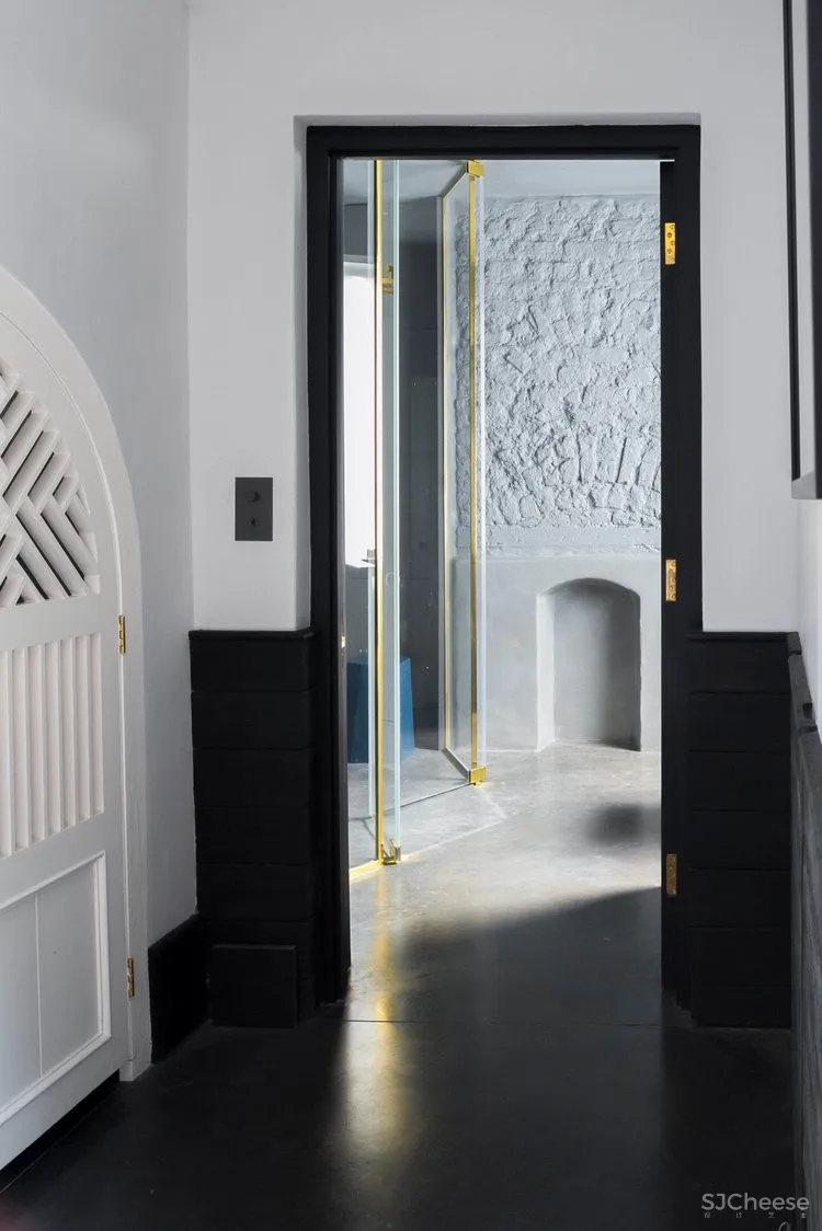 这栋联排别墅翻修后丨实在太潮了