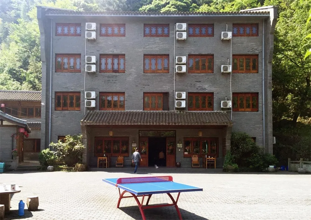 久舍营造|重见山水-临安鱼乐山房民宿改造