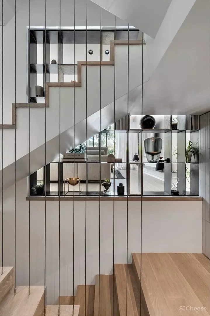 黑白灰品质感大宅 Aviram Kushmirski