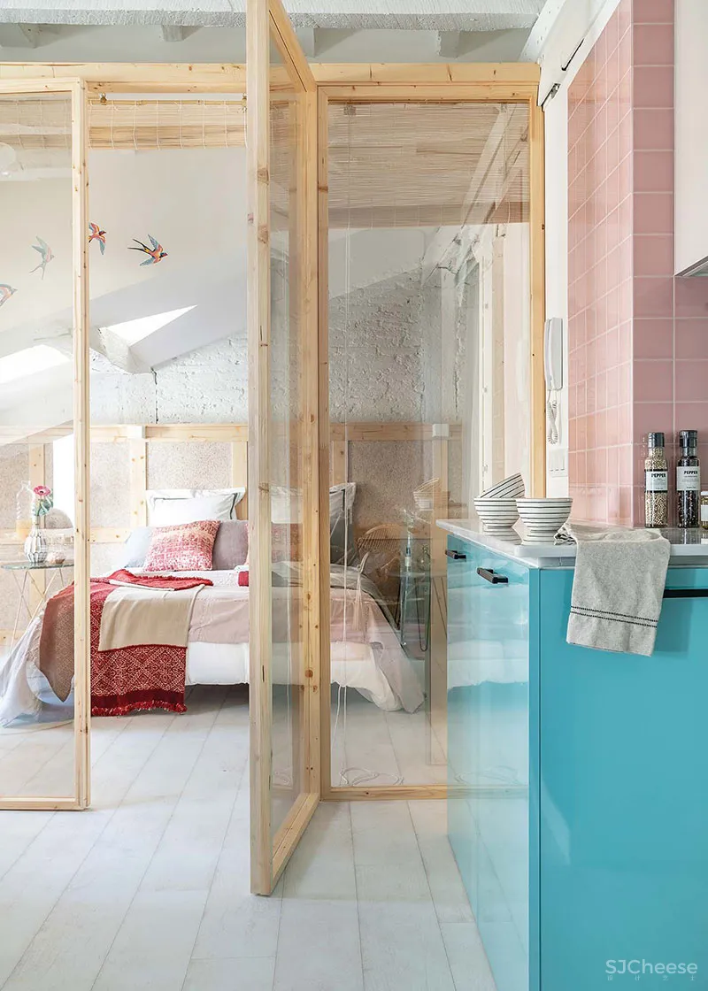 西班牙一间45平米迷人loft女孩公寓