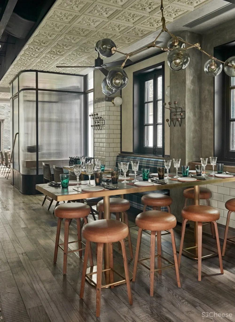 Baptiste Bohu作品 | POLUX,前卫法式休闲酒馆