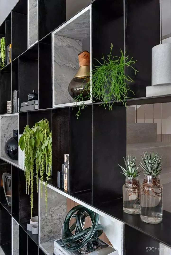 黑白灰品质感大宅 Aviram Kushmirski