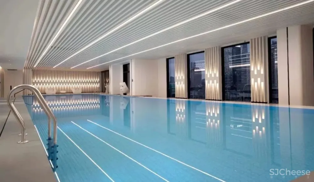 连自成年度力作!复星集团·BFC外滩金融中心空中健身会所