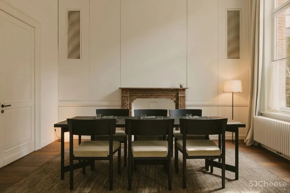 Vincent Van Duysen新作 | AUGust,宁静的城市天堂