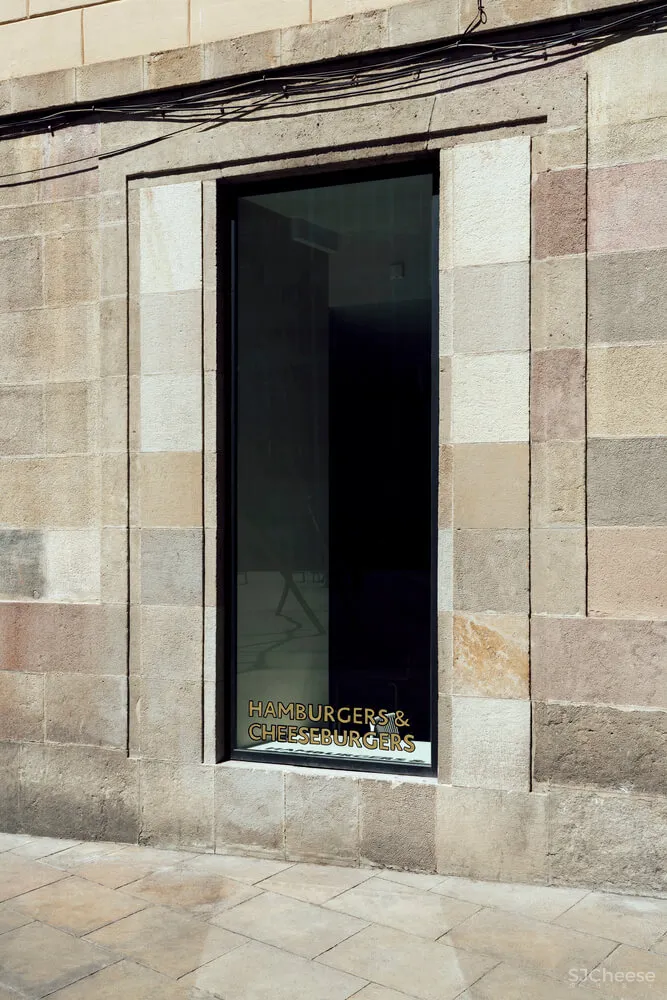 MESURA | 西班牙一间30平米休闲餐厅