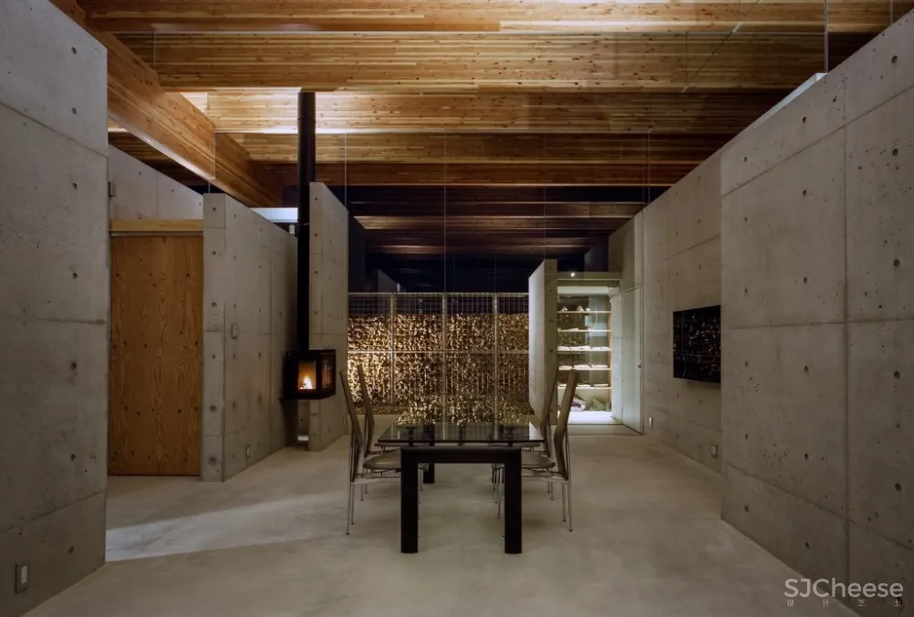 神户北小屋，打破传统空间划分方式 / 藤原室建筑设计事务所