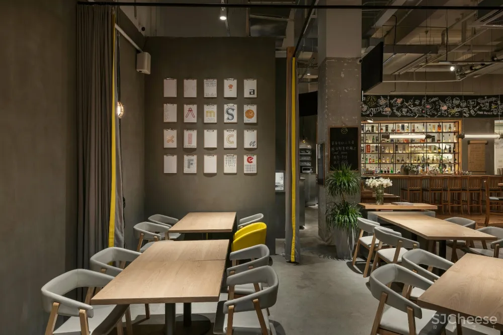 低成本实验性城市工业感咖啡馆,马苏娅咖啡 宣驰设计