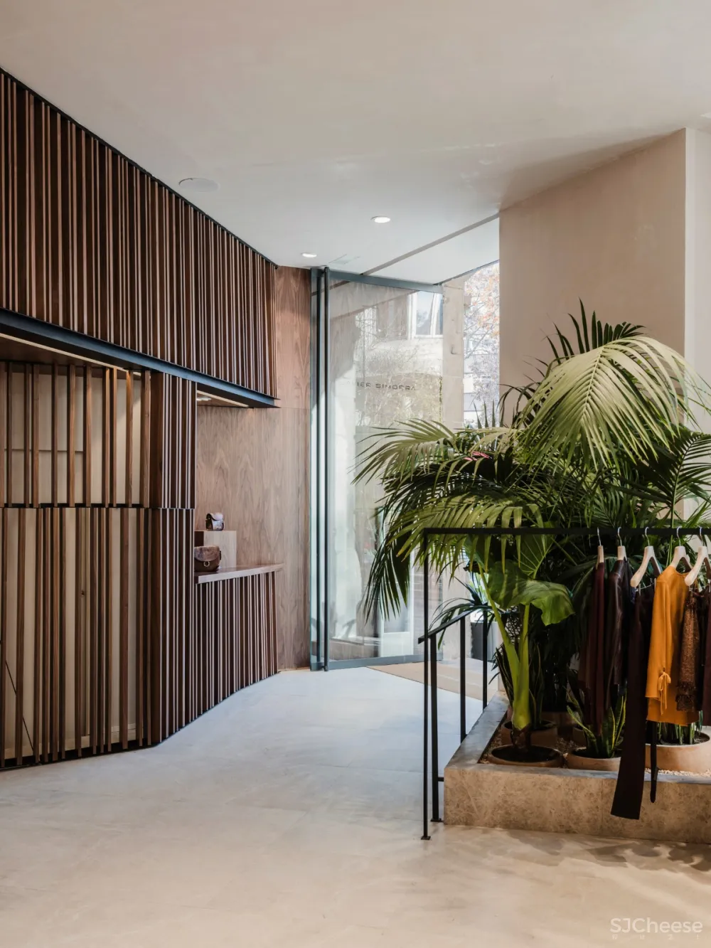 巴塞罗那JAVIER SIMORRA旗舰店 MESURA