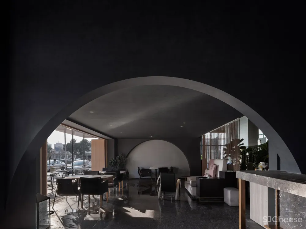 薄荷花园酒吧,河北 / 侯天天+李成+刘晓鲁