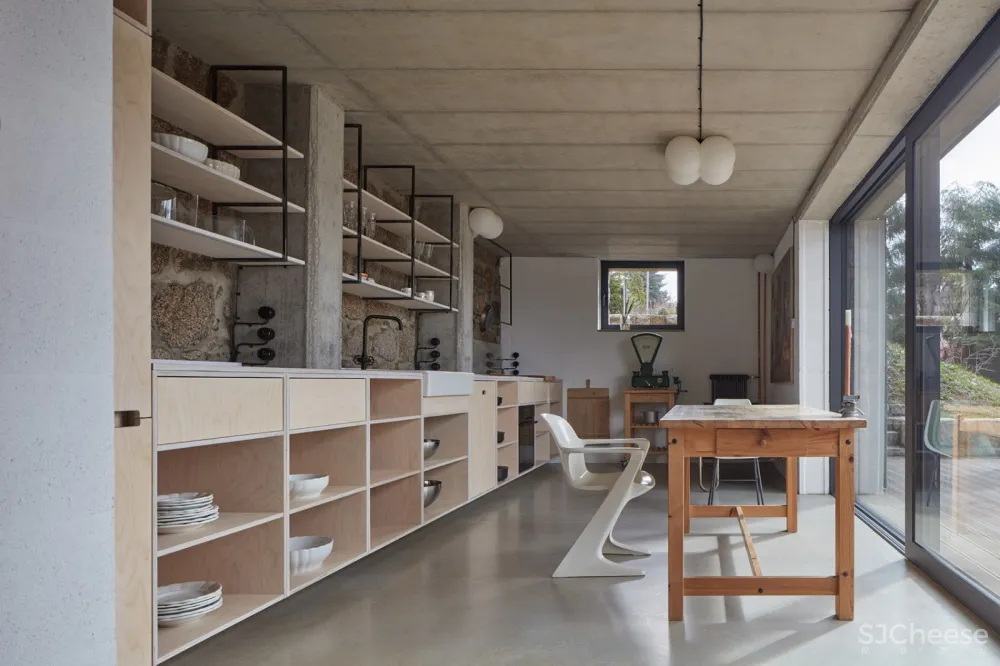 墙后住宅，捷克 / Mjölk architects