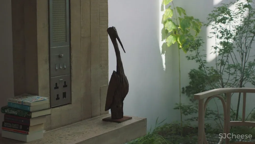 车库爆改成两房两卫丨水磨石和混凝土真的很配