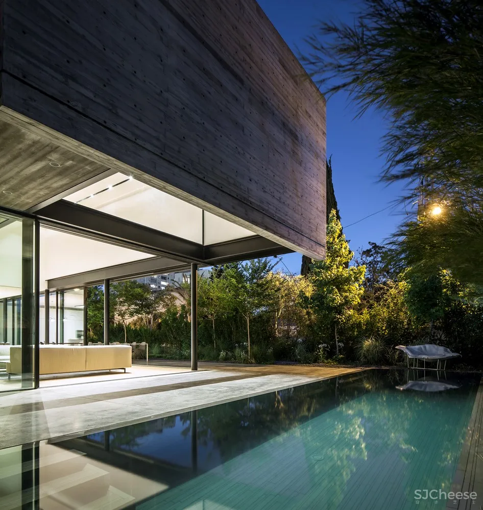 SB 住宅 / Pitsou Kedem Architects