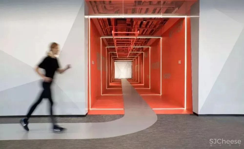 连自成年度力作!复星集团·BFC外滩金融中心空中健身会所