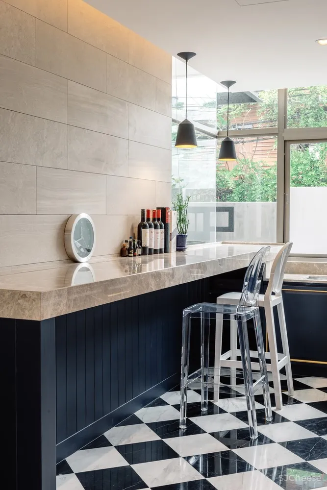 FLAT12x | 古典与现代结合的泰国住宅 Bird Bom House