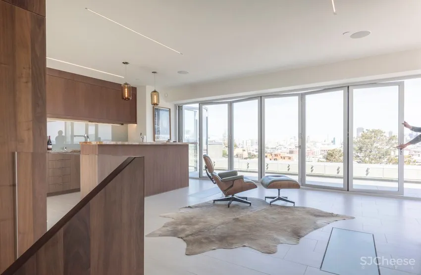 半开放式顶层公寓!旧金山277㎡木质系老宅翻新 Sidell Pakravan