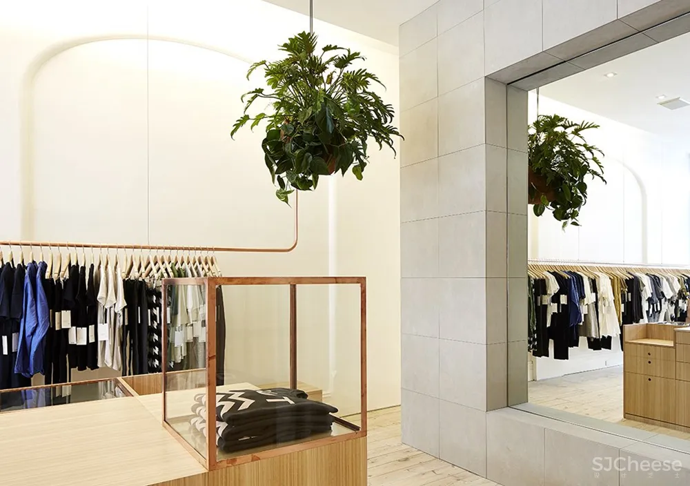 不走寻常路！这家服装店用粗糙混凝土打造高级文艺范 Studio Goss