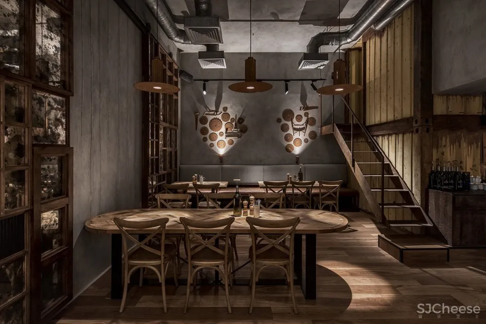 这4个主题餐厅丨天花板设计的太夸张了